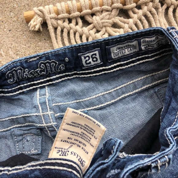 Miss Me Jean Capris Size 26 - Picture 4 of 7